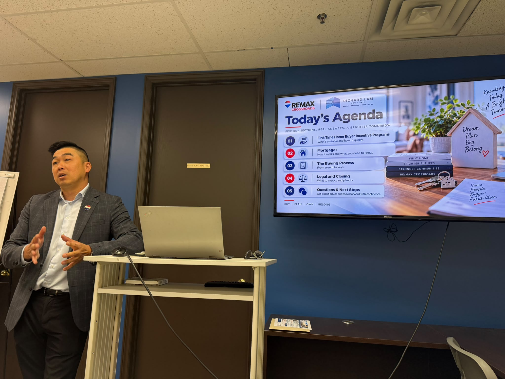 Richard Lam explaining the home-buying process at a previous workshop
